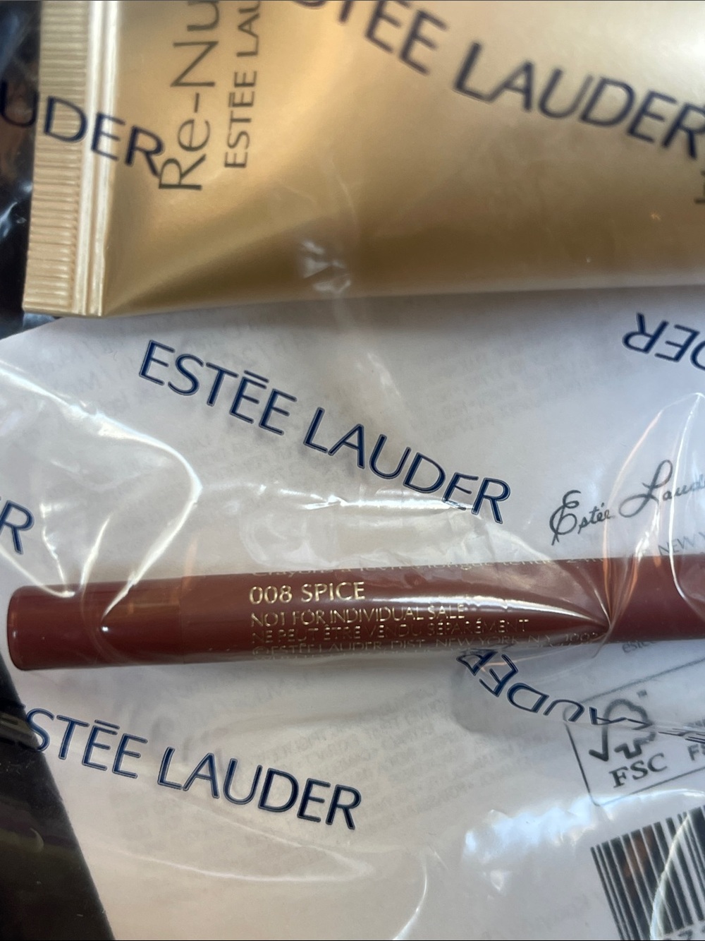 Estee Lauder Cosmetic Bag & Travel Size Samples - NTW - Picture 5 of 10
